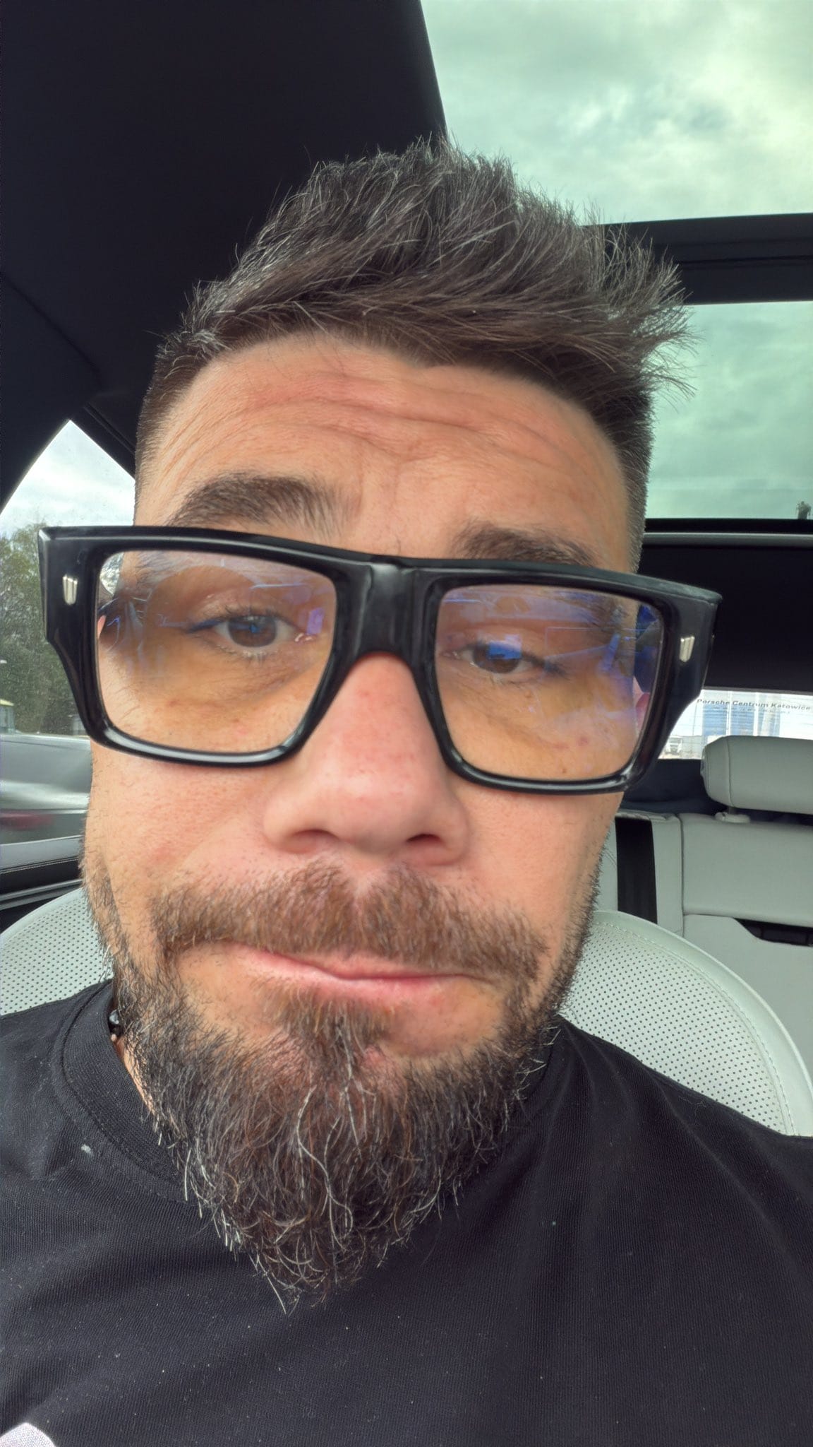 Kuba Wątor film na Szalonego Reportera - o co chodzi?