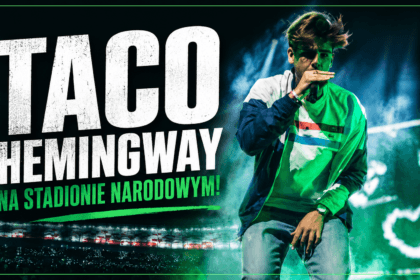 Taco Hemingway podczas koncertu na PGE Narodowym w Warszawie przed tysiącami fanów
