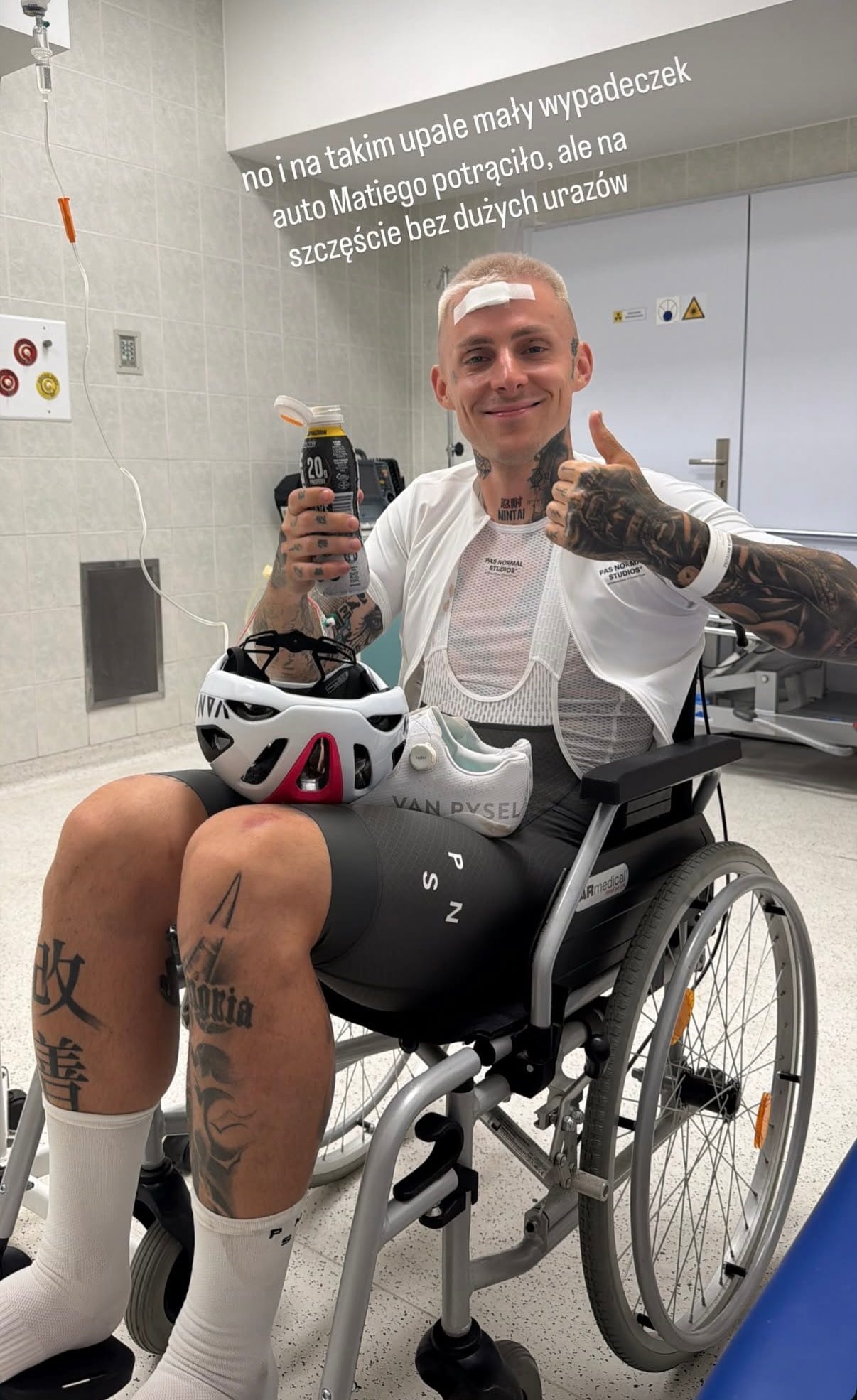 Tromba potrącony przez samochód! Trafił do szpitala 2 Tromba wypadek
Tromba szpital
Tromba potrącenie
Tromba rower