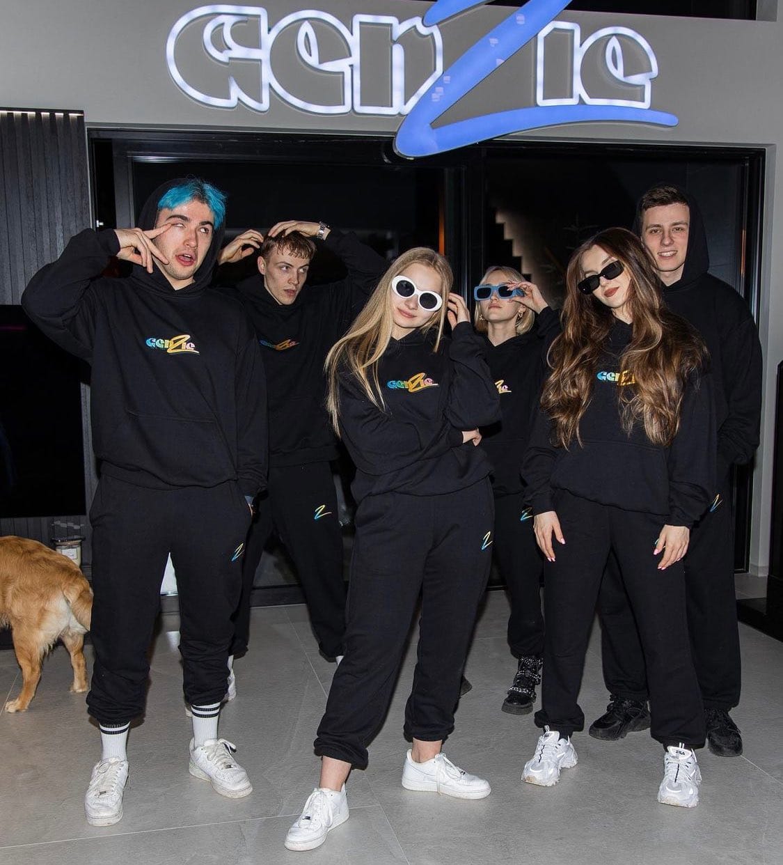 Ile Friz pobiera procent od influencerów? Liczba zwala z nóg 4 uniwersum Friza
Baza Friza
Szpont
Ekipa Friza influencerzy